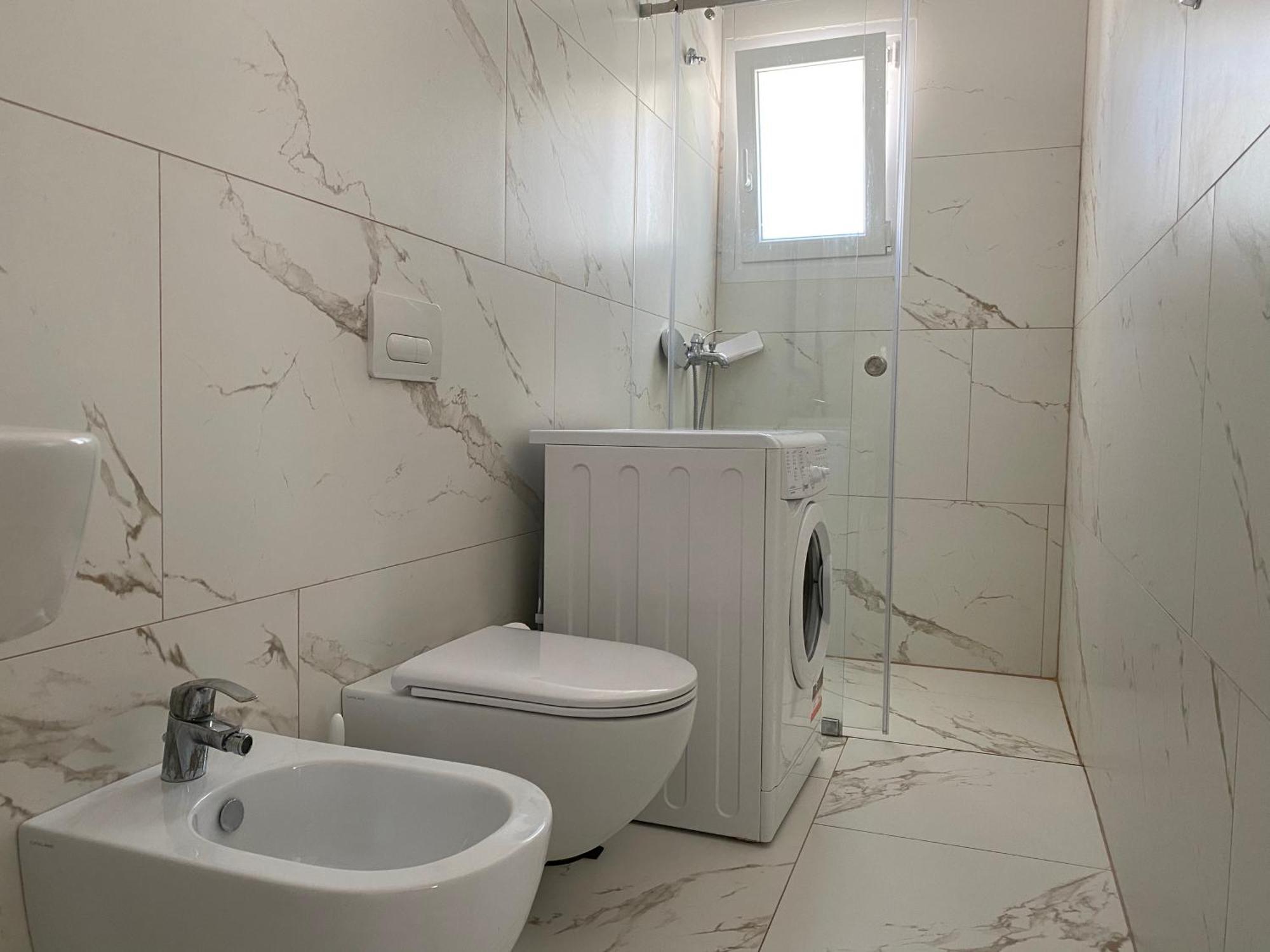 Vlorë Edan Apartments מראה חיצוני תמונה